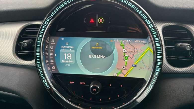 MINI Hatchback 1.5 Cooper Exclusive Premium 3dr Auto Petrol Hatchback